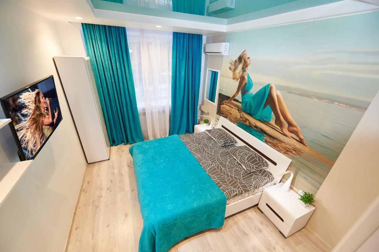 Big Jacuzzi , Sauna , Khreshchatyk Apartments Kiev Exteriör bild