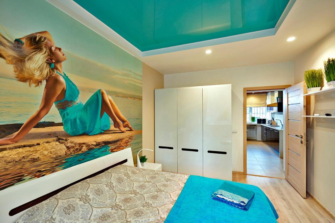 Big Jacuzzi , Sauna , Khreshchatyk Apartments Kiev Exteriör bild