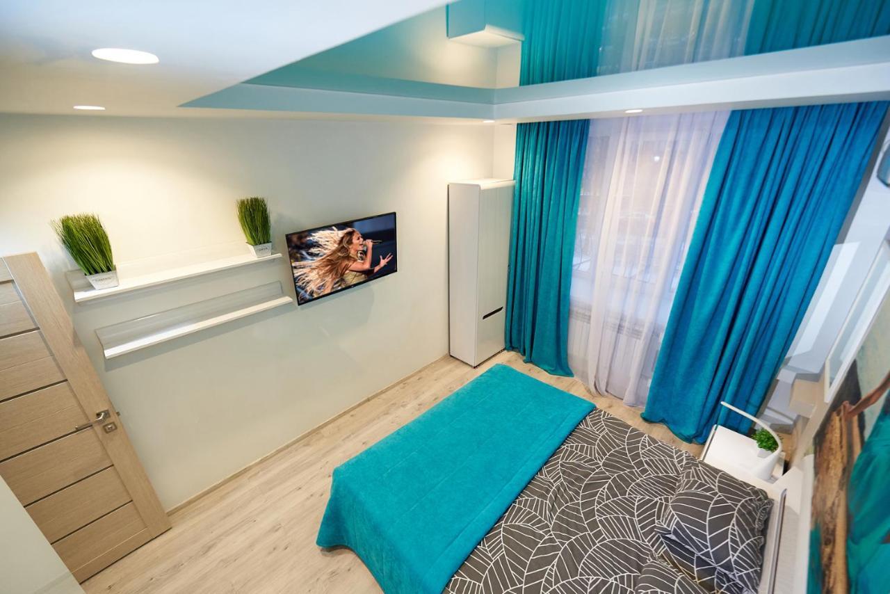 Big Jacuzzi , Sauna , Khreshchatyk Apartments Kiev Exteriör bild